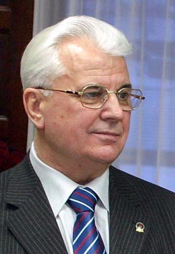 Леонід Макарович Кравчук (фото від 11.01.2004.)