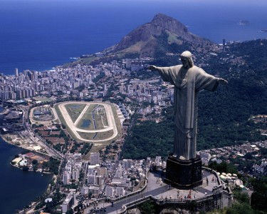 Статуя Христа в Ріо-де-Жанейро